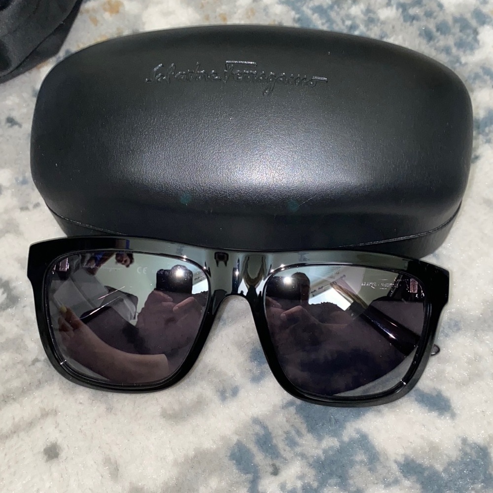 salvatore ferragamo sunglasses